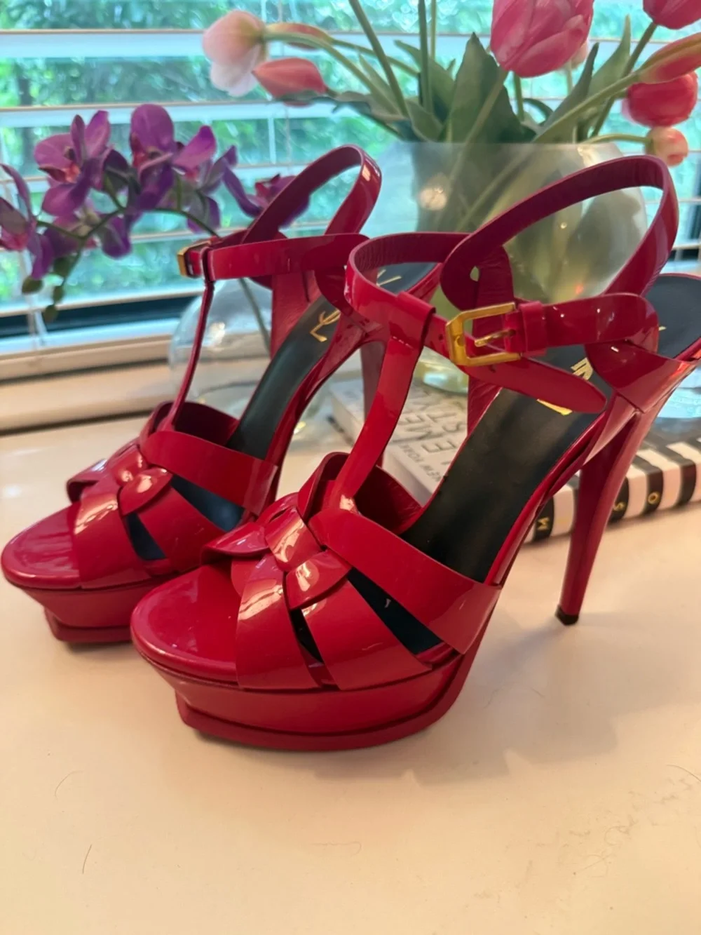 Saint Laurent Pink Patent Leather Knot Platform Sandals - Picture 2 of 6